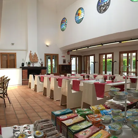 אכסניה Casa Emmaus