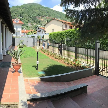 Casa Emmaus 호스텔 Maccagno