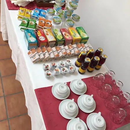 Casa Emmaus 호스텔